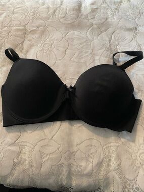 Just Be 38D Smooth Black Everyday Bra  Light Support  & Underwire Back Closure